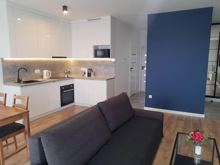 New Apartment Wolynska - Przestronny, Z Widokiem, Czysto, Parking, Balkon เชชูฟ ภายนอก รูปภาพ